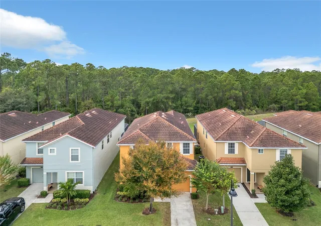 Photo 3 of Single family home for sale at 2908 Banana Palm Dr, Kissimmee, FL 34747 | MLS# O6430071 | Listing updated on 2026-09-01
