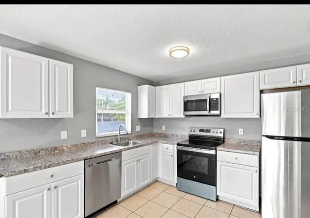 Photo 4 of Single family home for sale at 5717 E 11th Street, Bradenton, FL 34203 | MLS# A4701835 | Listing updated on 2026-09-23
