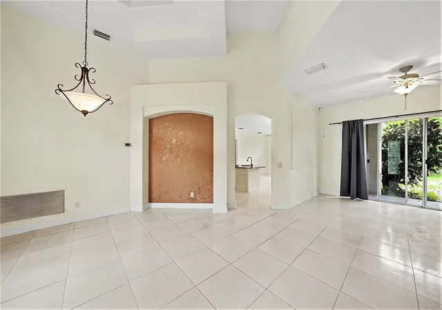 Photo 3 of Sale Pending at 12516 Leatherleaf Dr, Tampa, FL 33626 | MLS# O6430076 | Listing updated on 2026-08-27
