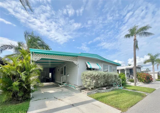 4th image of 18675 Us Hwy 19 N #470, Clearwater, FL 33764 | MLS# TB8535087