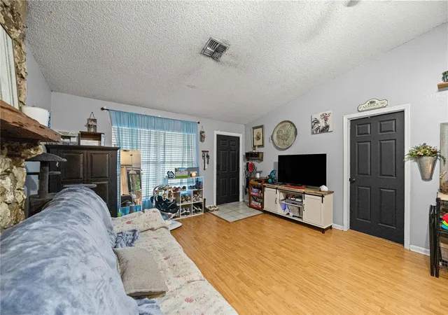 Photo 4 of Sale Pending at 3301 NE 23rd Avenue, Ocala, FL 34479 | MLS# OM729637 | Listing updated on 2026-09-01