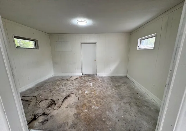 Photo 3 of Single family home for sale at 517 Morocco Ave, Orlando, FL 32807 | MLS# O6430080 | Listing updated on 2026-09-26