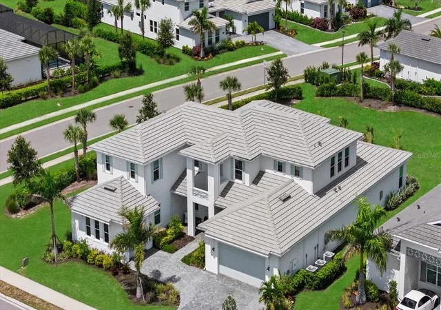 Photo 3 of Single family home for sale at 8129 Nevis Run, Lakewood Ranch, FL 34202 | MLS# A4701838 | Listing updated on 2026-10-20