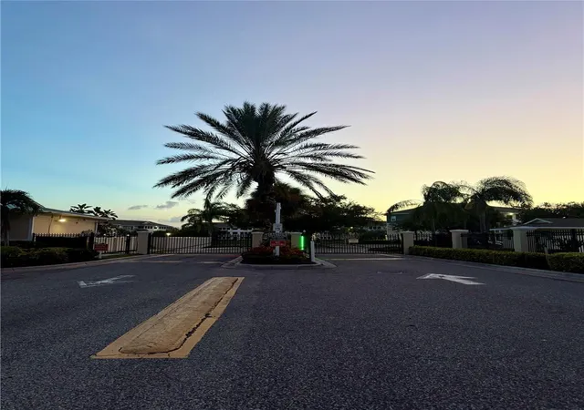 26th image of 4802 51st St W #623, Bradenton, FL 34210 | MLS# A4701839