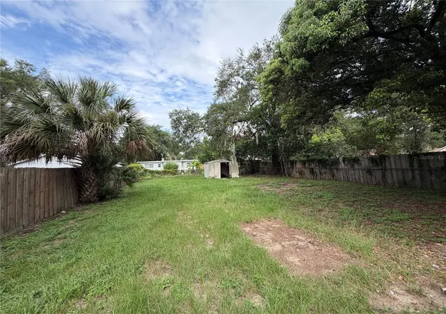 27th image of 233 S Rhodes St, Mount Dora, FL 32757 | MLS# O6430084