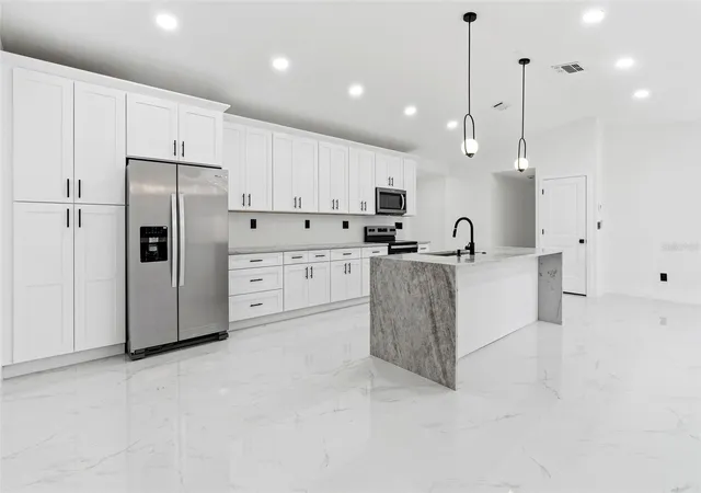 Photo 1 of Single family home for sale at 5308 Black Pine Dr, Tampa, FL 33624 | MLS# TB8535105 | Listing updated on 2026-10-07