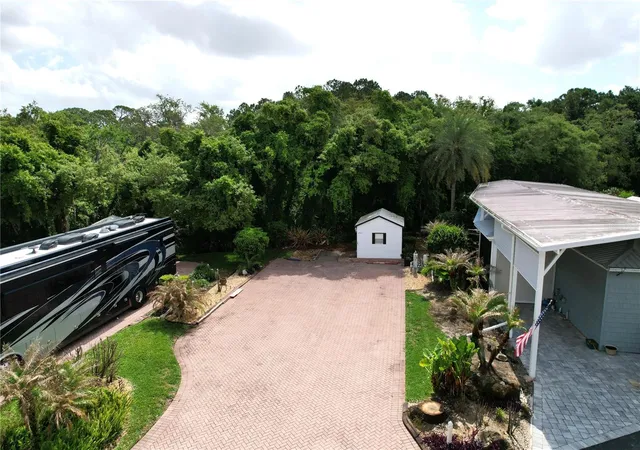 3rd image of 2457 St George Dr, Davenport, FL 33837 | MLS# O6430089