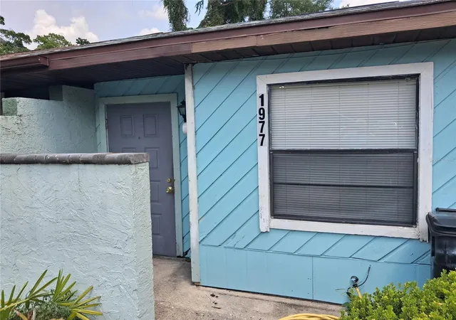 1st image of 1977 Sw 69th Dr, Gainesville, FL 32607 | MLS# A4701843