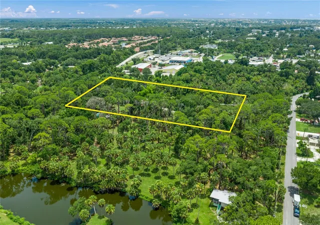 2nd image of 1210 Twin Lakes Ave, Nokomis, FL 34275 | MLS# N6145239
