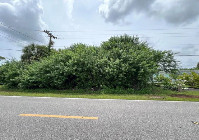Photo 2 of Land for sale at 570 W Tarpon Blvd Nw, Port Charlotte, FL 33952 | MLS# C7529108 | Listing updated on 2026-08-31