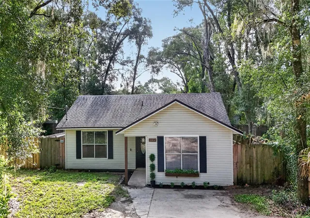 1st image of 30832 Ridgeview Ave, Sorrento, FL 32776 | MLS# G5115919