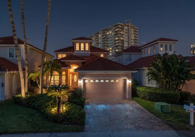 2nd image of 1620 Sand Key Ests Ct, Clearwater Beach, FL 33767 | MLS# TB8535137