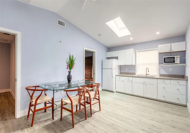 4th image of 808 E 16Th Ave, New Smyrna Beach, FL 32169 | MLS# NS1088900
