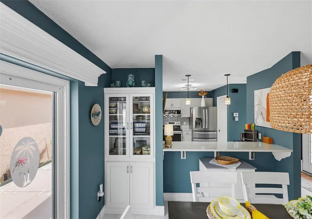 Photo 4 of Sale Pending at 868 Oviedo Rd, Lady Lake, FL 32159 | MLS# G5115927 | Listing updated on 2026-09-30