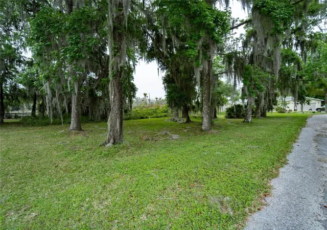 Photo 3 of Land for sale at Lot 30 Blk C Oxford Ct, Wildwood, FL 34785 | MLS# G5115929 | Listing updated on 2026-08-03