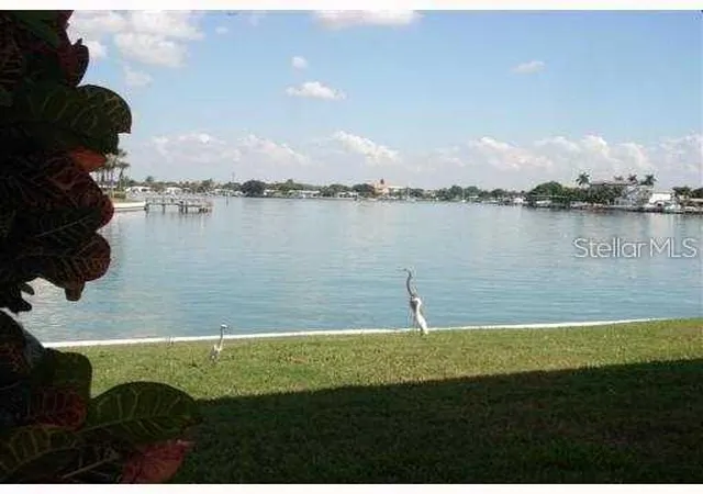 2nd image of 507 Plaza Seville Ct #15, Treasure Island, FL 33706 | MLS# TB8535151