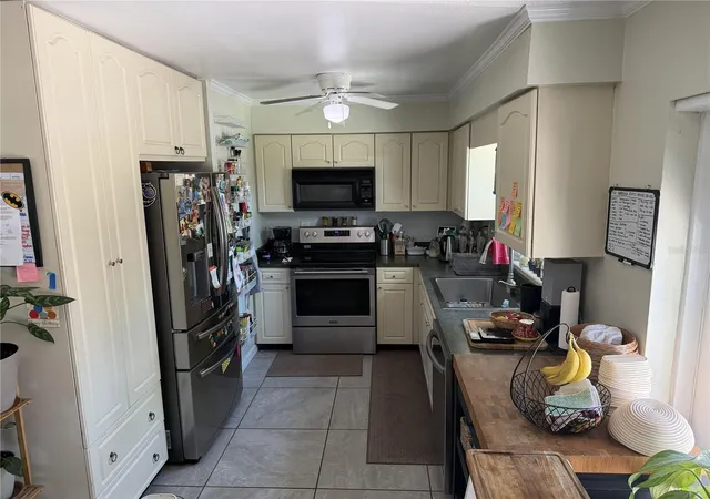 13th image of 4180 Poinsettia Ave, Mount Dora, FL 32757 | MLS# O6430121