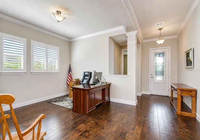 Photo 4 of Single family home for sale at 14014 Swallow Hl Dr, Lithia, FL 33547 | MLS# TB8535158 | Listing updated on 2026-10-04