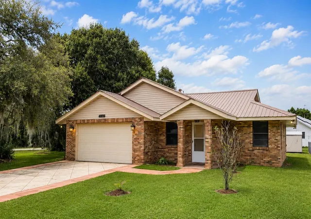 1st image of 3524 Bristol St, Sebring, FL 33872 | MLS# TB8535163