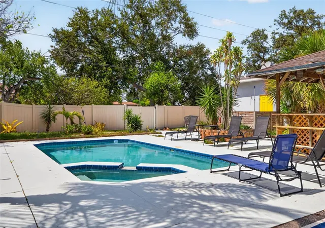 Photo 2 of Single family home for sale at 166 Pinellas Way N, Saint Petersburg, FL 33710 | MLS# TB8535164 | Listing updated on 2026-09-03