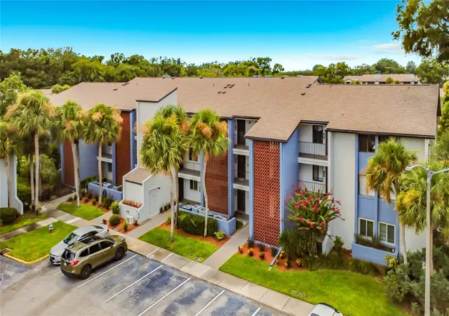 2nd image of 15 Escondido Ct #148, Altamonte Springs, FL 32701 | MLS# V4950510