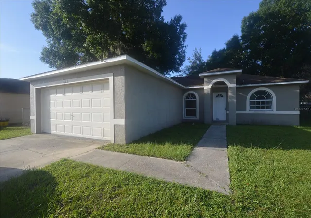 Photo 1 of Single family home for sale at 622 Caribou Ct, Kissimmee, FL 34759 | MLS# S5154875 | Listing updated on 2026-08-26