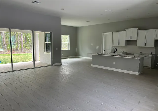 3rd image of 13248 Quigley Ave, Weeki Wachee, FL 34614 | MLS# P4939495