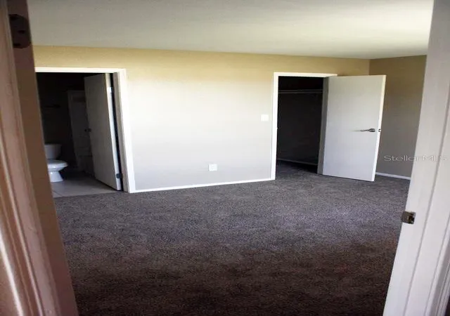 Listing Photo 2 - Condo for sale in building located at 9100Th Dr Martin Luther King Jr St N, St. Petersburg, FL 33702 - Unit #906