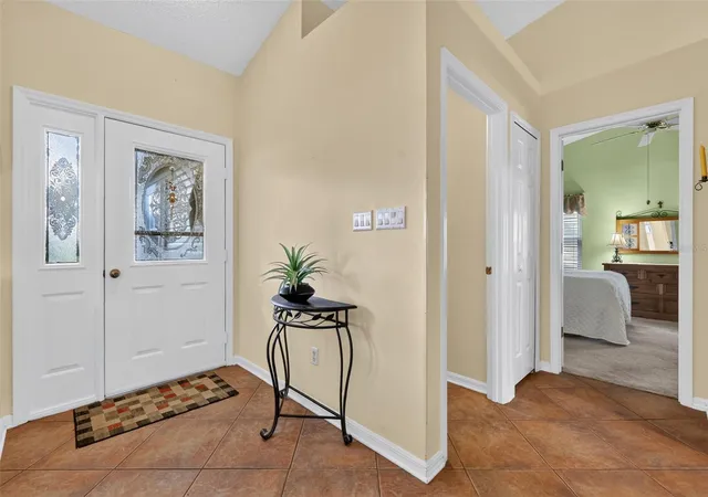 Photo 3 of Single family home for sale at 25333 River Crst Dr, Leesburg, FL 34748 | MLS# G5115945 | Listing updated on 2026-09-23