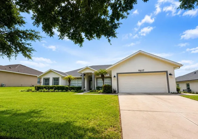 Photo 1 of Single family home for sale at 9617 Spring Lake Dr, Clermont, FL 34711 | MLS# O6430152 | Listing updated on 2026-09-22