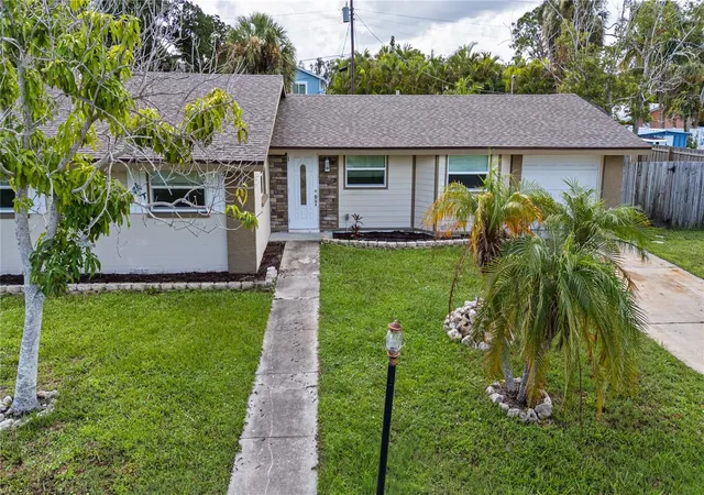 Photo 2 of Single family home for sale at 3831 118th Street W, Bradenton, FL 34210 | MLS# A4701876 | Listing updated on 2026-10-03