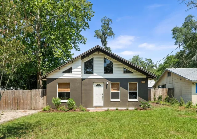 1st image of 3177 Nw 9th Ter, Gainesville, FL 32609 | MLS# GC542424