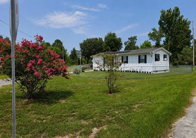 1st image of 354 Park Dr, Deland, FL 32724 | MLS# O6430177