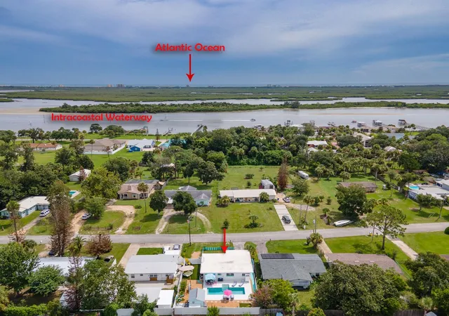 Photo 3 of Single family home for sale at 926 Fernald St, Edgewater, FL 32132 | MLS# NS1088901 | Listing updated on 2026-10-06