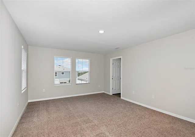 Photo 4 of Single family home for sale at 3911 Altitude Run, Davenport, FL 33837 | MLS# TB8535255 | Listing updated on 2026-10-07