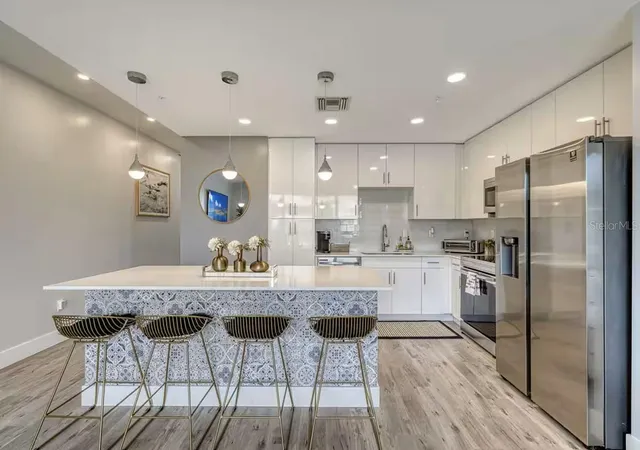 5th image of 1709 N Tamiami Trl #220, Sarasota, FL 34234 | MLS# O6430184