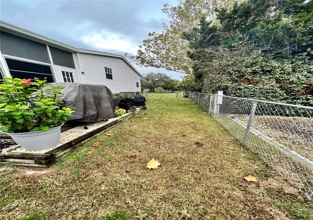 5th image of 16120 Brookridge Blvd, Brooksville, FL 34613 | MLS# TB8535270