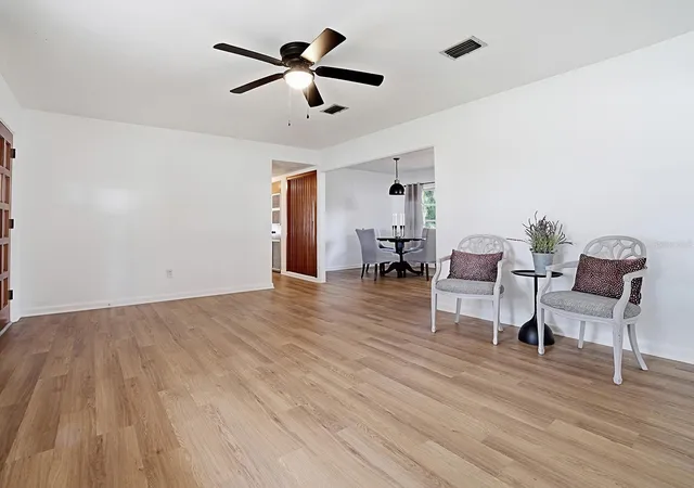 Photo 3 of Single family home for sale at 2269 Southland Rd, Mount Dora, FL 32757 | MLS# G5115951 | Listing updated on 2026-09-26