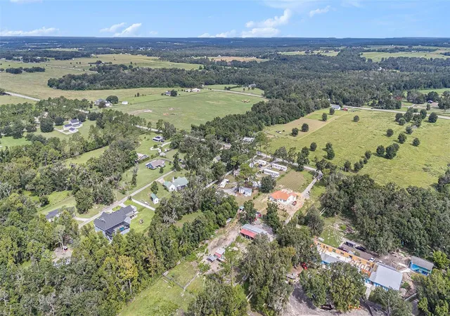 Photo 4 of Manufactured home for sale at 14638 Treeleaf Ln, Dade City, FL 33525 | MLS# TB8535282 | Listing updated on 2026-08-28