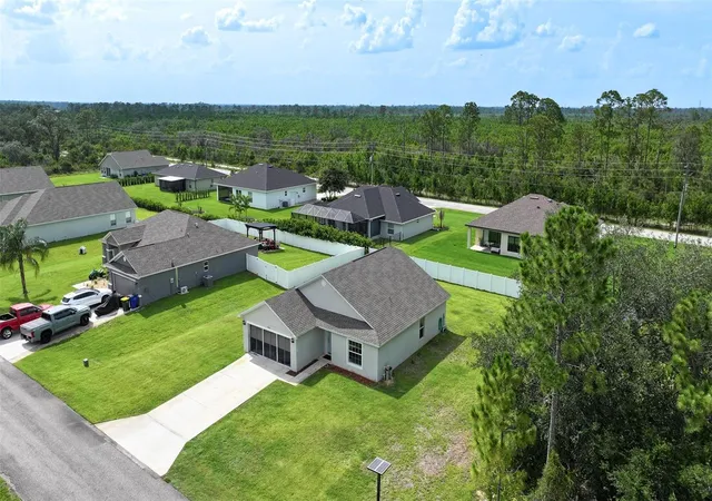3rd image of 5906 Escalon Dr, Sebring, FL 33872 | MLS# C7529125