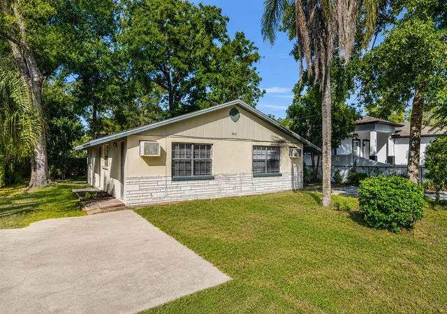 2nd image of 9610 N 12th St, Tampa, FL 33612 | MLS# S5154888