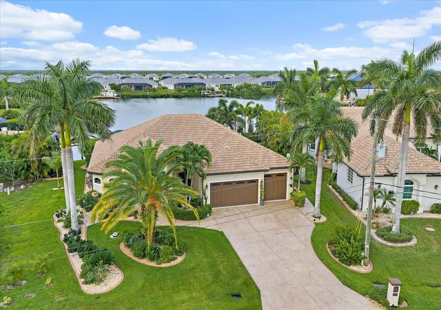 Photo 1 of Single family home for sale at 15172 Leipzig Cir, Port Charlotte, FL 33981 | MLS# A4701900 | Listing updated on 2026-08-26