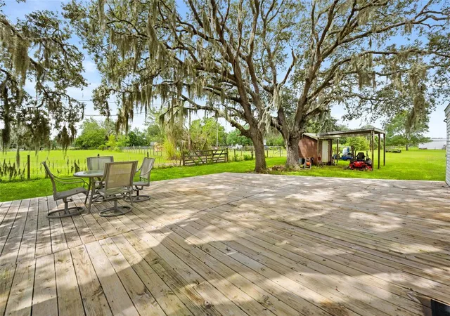 Photo 3 of Manufactured home for sale at 4586 California St, Brooksville, FL 34604 | MLS# W7888217 | Listing updated on 2026-08-21
