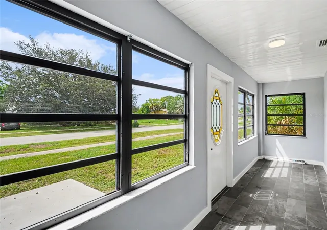 Photo 4 of Single family home for sale at 4060 Avanti Cir, North Port, FL 34287 | MLS# C7529136 | Listing updated on 2026-10-07