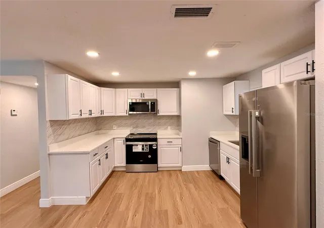 4th image of 1790 Williams Manor Ave, Orlando, FL 32811 | MLS# O6430227