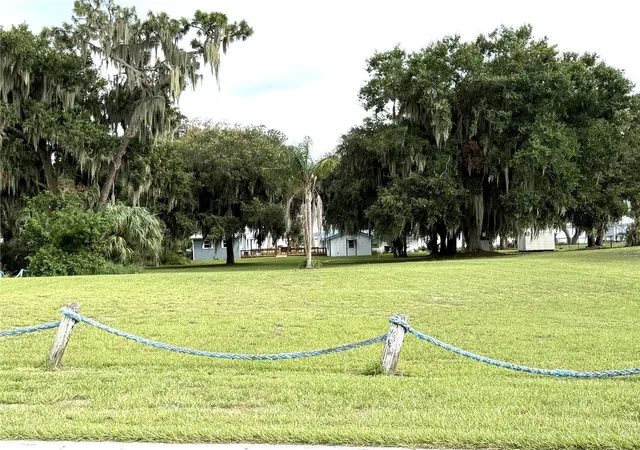 5th image of 1973 N Lake Reedy Blvd, Frostproof, FL 33843 | MLS# K4903676