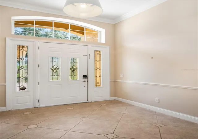 Photo 2 of Single family home for sale at 10734 Woodchase Cir, Orlando, FL 32836 | MLS# G5115971 | Listing updated on 2026-09-21