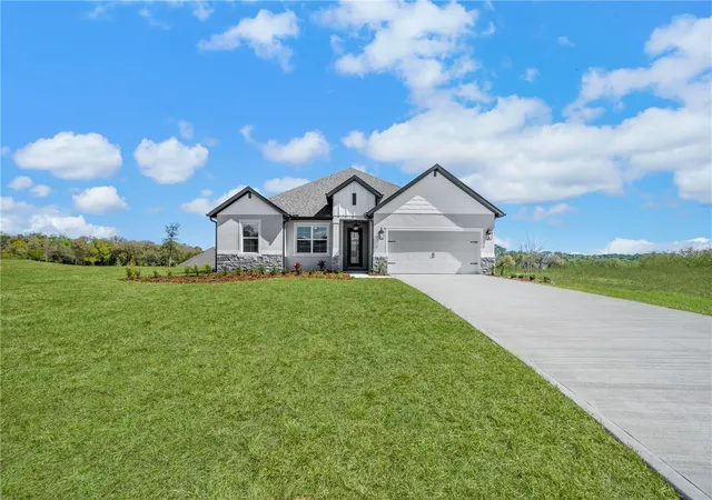 Photo 1 of Single family home for sale at 3849 Saddle Hl Trl, Fruitland Park, FL 34731 | MLS# TB8535325 | Listing updated on 2026-09-14