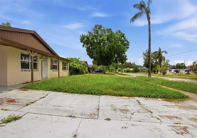Single family home for sale at 2151 S Ivey Ln, ORLANDO, FL 32811 | MLS# O6430245