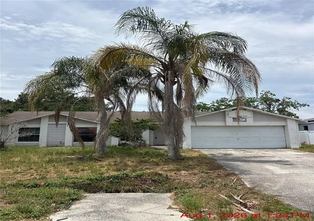 Photo 3 of Single family home for sale at 833 Oglethorpe Ct, Kissimmee, FL 34758 | MLS# S5154900 | Listing updated on 2026-10-08